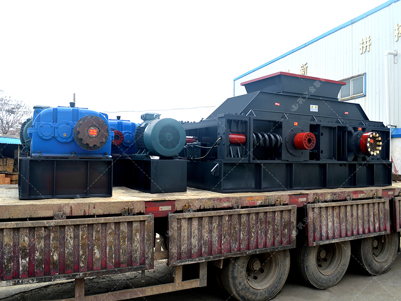 處理玄武巖、鵝卵石成沙的小型對輥制砂機產(chǎn)量多大？