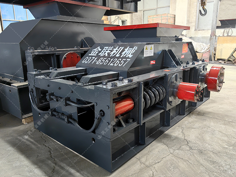 2PG86對輥破碎機發貨 中型破碎機設備發往浙江