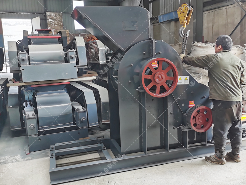 中型雙級破碎機發貨 破碎煤