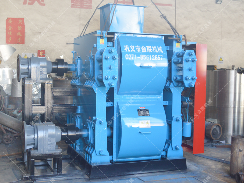 中型四輥破碎機發貨圖片_發往河南_破碎河卵石