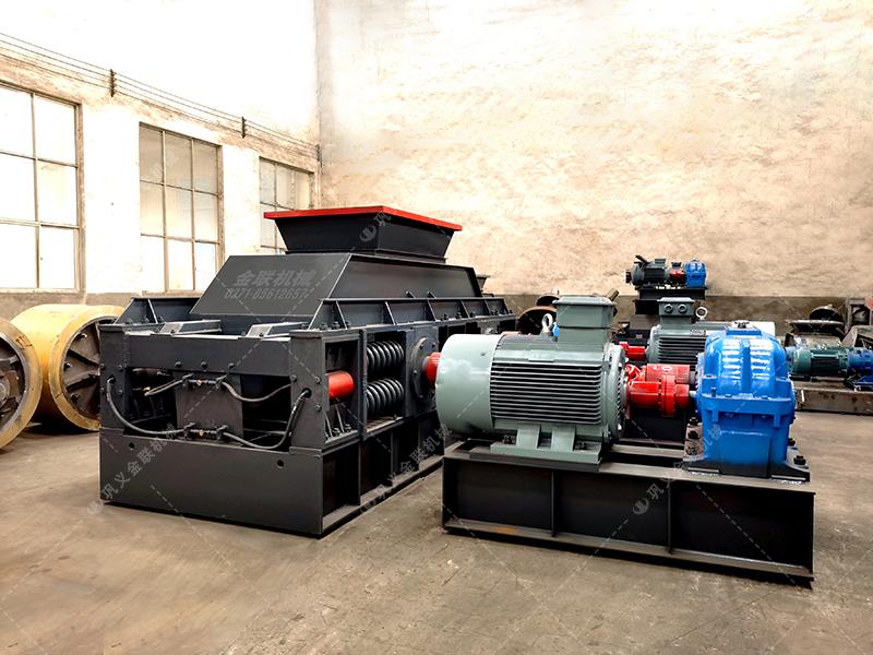 了解設(shè)備配置的技術(shù)參數(shù)，了解設(shè)備配置的技術(shù)參數(shù)，并根據(jù)對(duì)輥破碎機(jī)用戶的生產(chǎn)要求和物料硬度，合理構(gòu)建對(duì)輥破碎機(jī)的設(shè)備規(guī)格