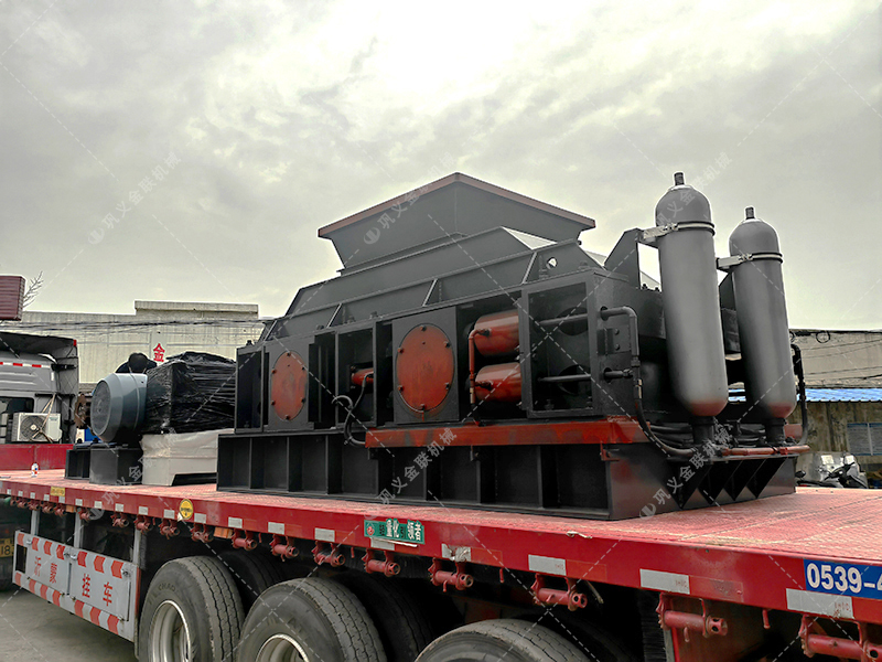 時產(chǎn)80-100噸液壓對輥破碎機用哪個型號，多少錢一臺？