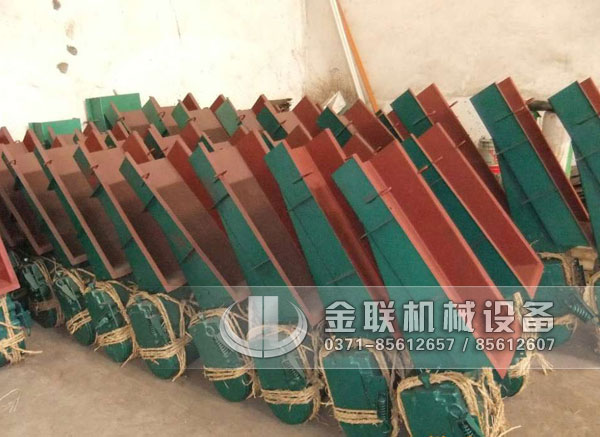 電磁振動給料機(jī)在安裝使用時要注意哪些事項(xiàng)